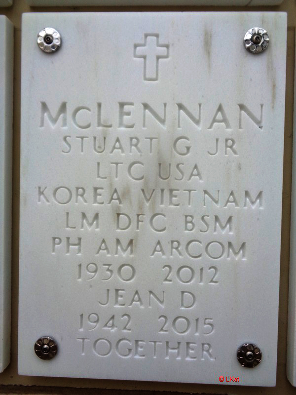 Photo of headstones/Stuart G McLennan Jnr 1930 - 2012 hdstn Fort Sam Houston National Cem TX_